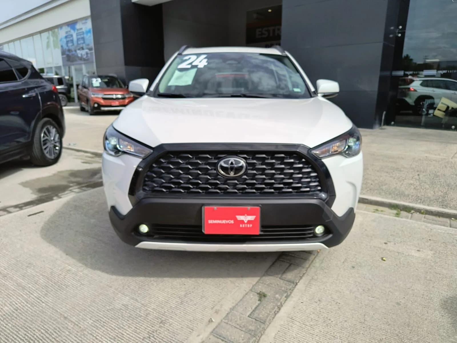 Toyota TOYOTA COROLLA CROSS HÍBRIDA 2024 - imagen 4