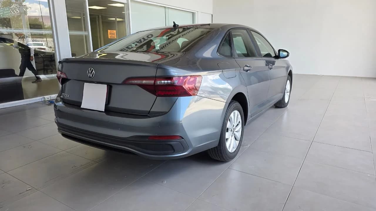 Volkswagen VOLKSWAGEN JETTA COMFORTLINE 2023 - imagen 3