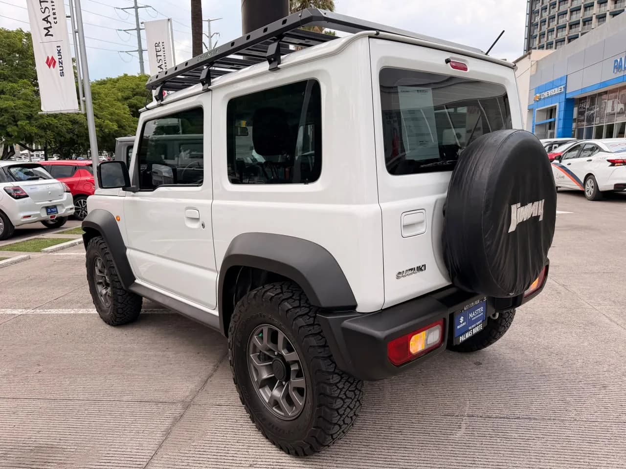 Suzuki SUZUKI JIMNY GLX 1.5L 4CIL 4WD 4PAS 3PTAS 2021 - imagen 3