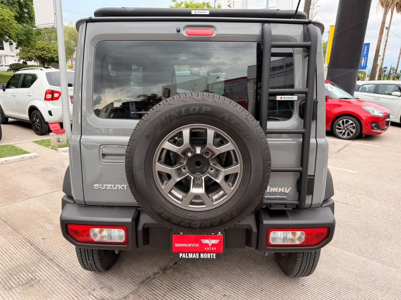 Suzuki SUZUKI JIMNY GLX 1.5L 4CIL 4WD TA4 4PAS 3PTAS 2025 - más imágenes