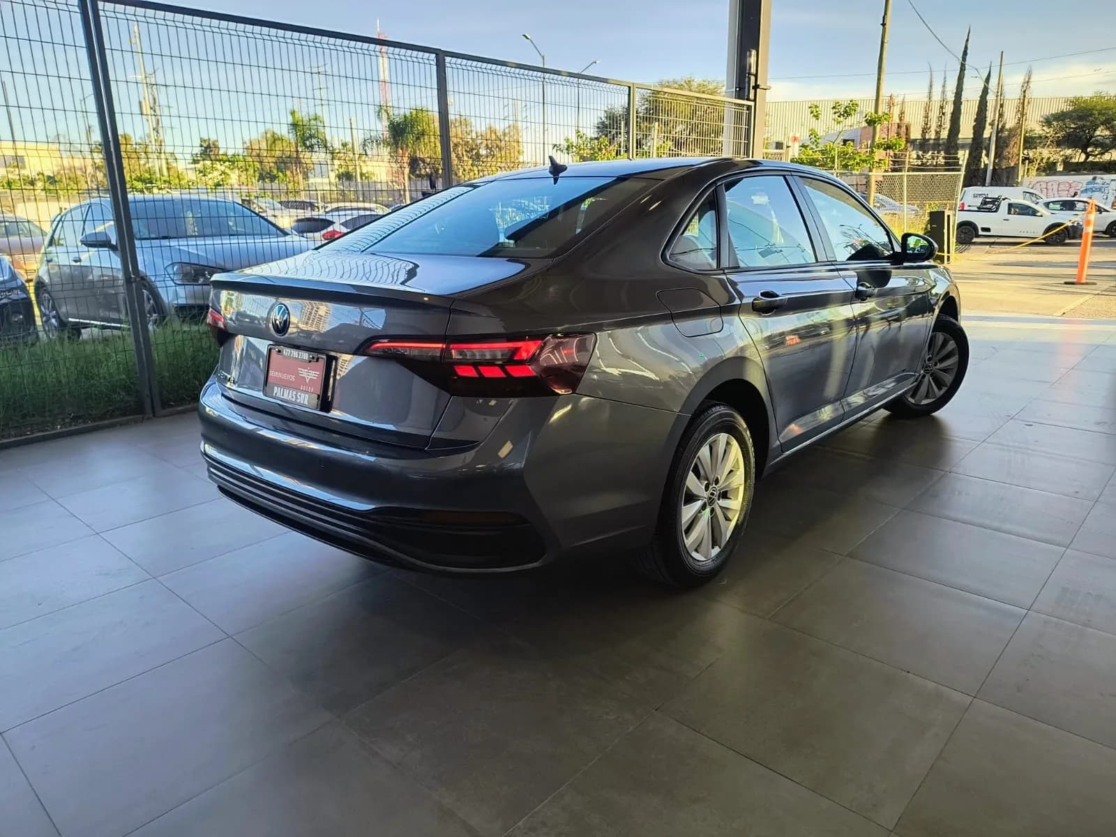 Volkswagen VOLKSWAGEN JETTA COMFORTLINE 2023 - imagen 2