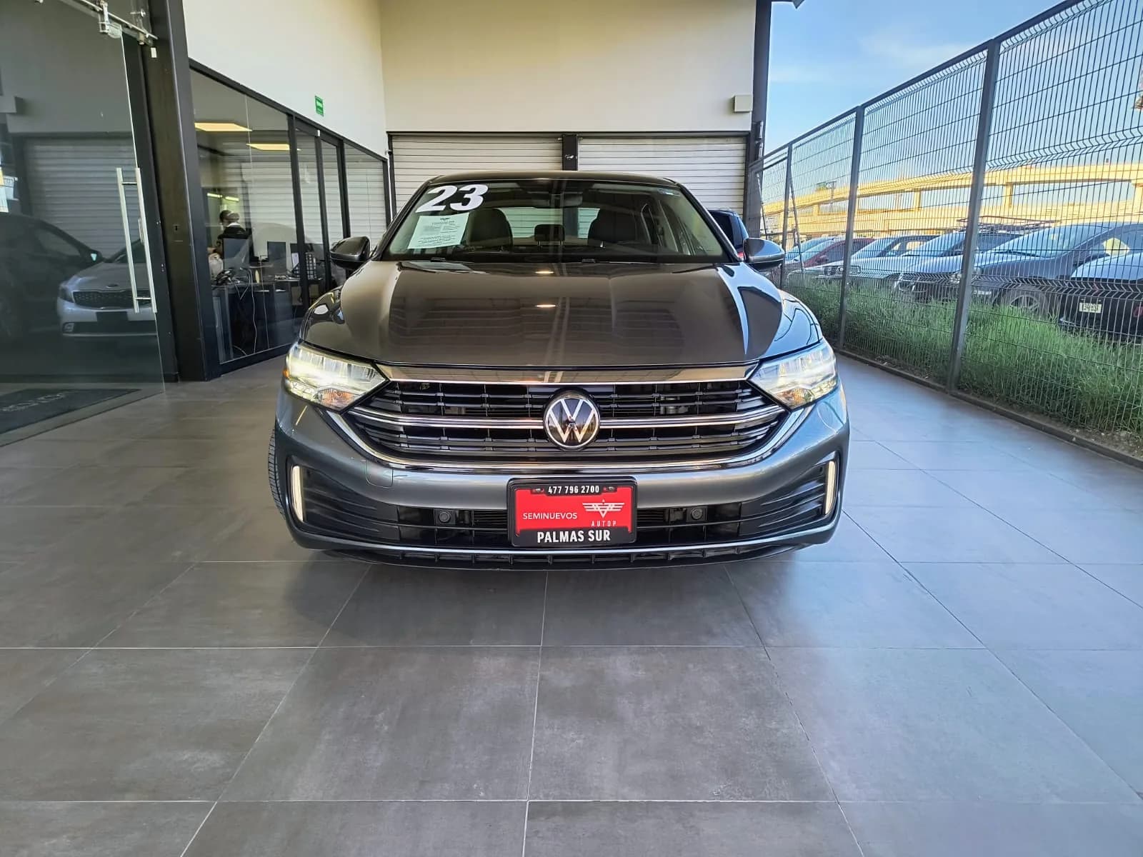Volkswagen VOLKSWAGEN JETTA COMFORTLINE 2023 - imagen 3