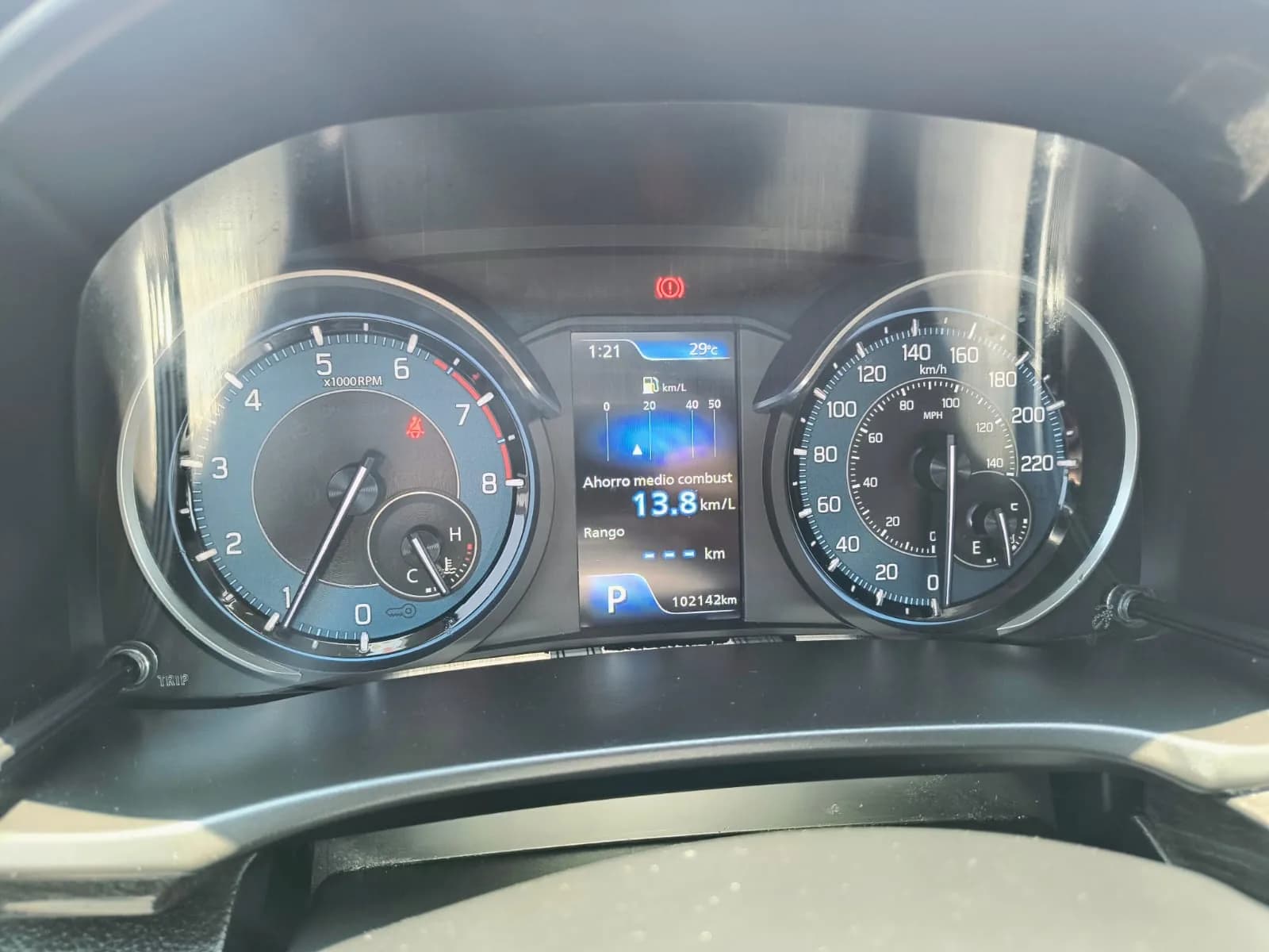 Suzuki SUZUKI ERTIGA GLX 2023 - más imágenes