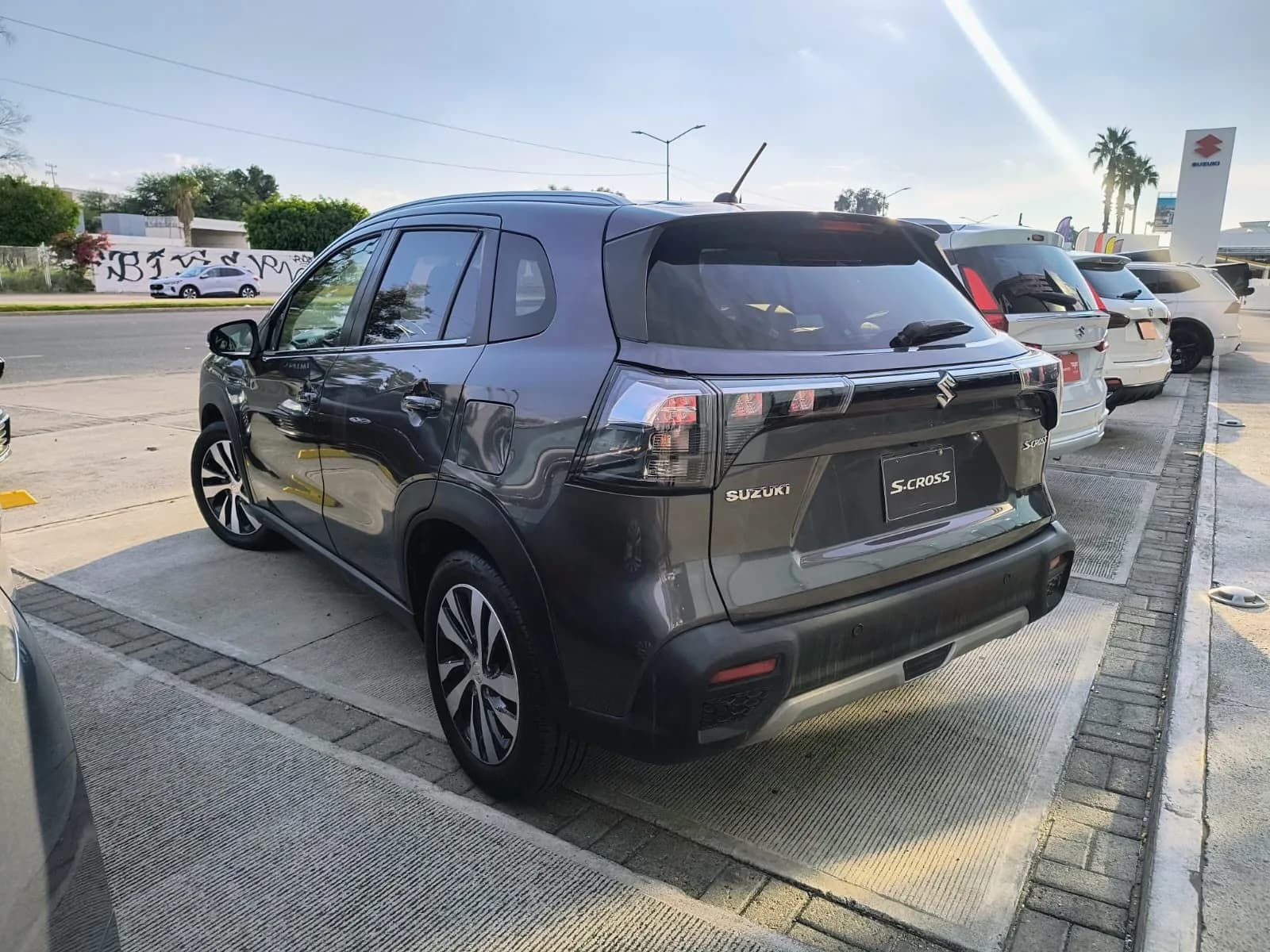Suzuki SUZUKI S-CROSS GLX BOOSTERJET 2024 - más imágenes