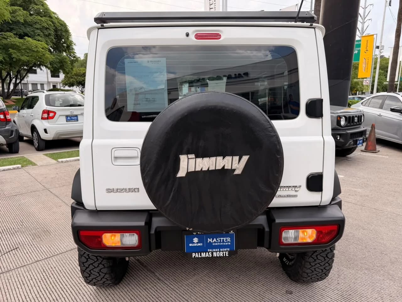 Suzuki SUZUKI JIMNY GLX 1.5L 4CIL 4WD 4PAS 3PTAS 2021 - imagen 4