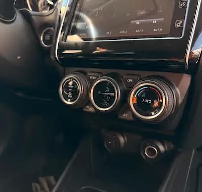 Suzuki SUZUKI SWIFT GLX 1.2L 4CIL 2WD TM5 2019 - imagen 3