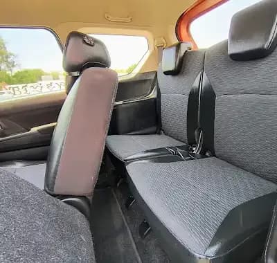 Suzuki SUZUKI ERTIGA XL7 2023 - imagen 3