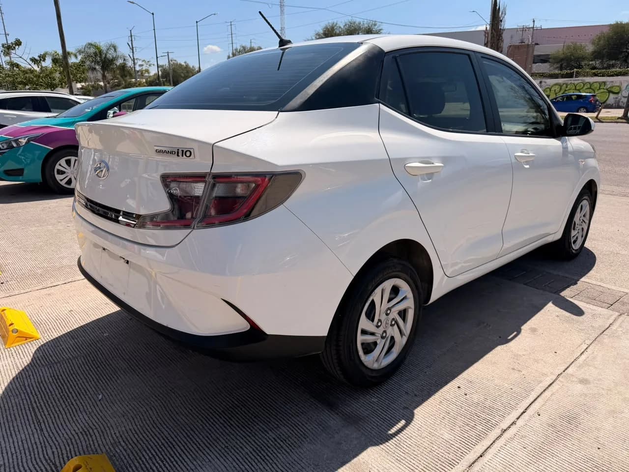 Hyundai HYUNDAI GRAND I10 MID GL SEDÁN 2021 - imagen 4
