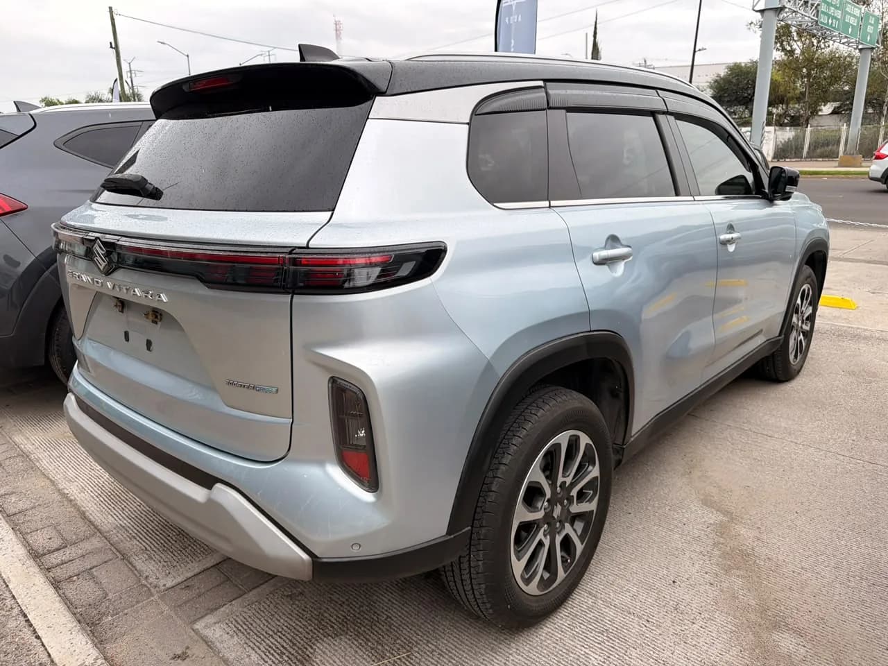 Suzuki SUZUKI GRAND VITARA GLX 2024 - más imágenes