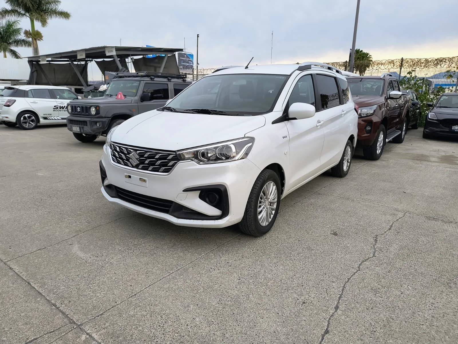 Suzuki SUZUKI ERTIGA GLS 2025