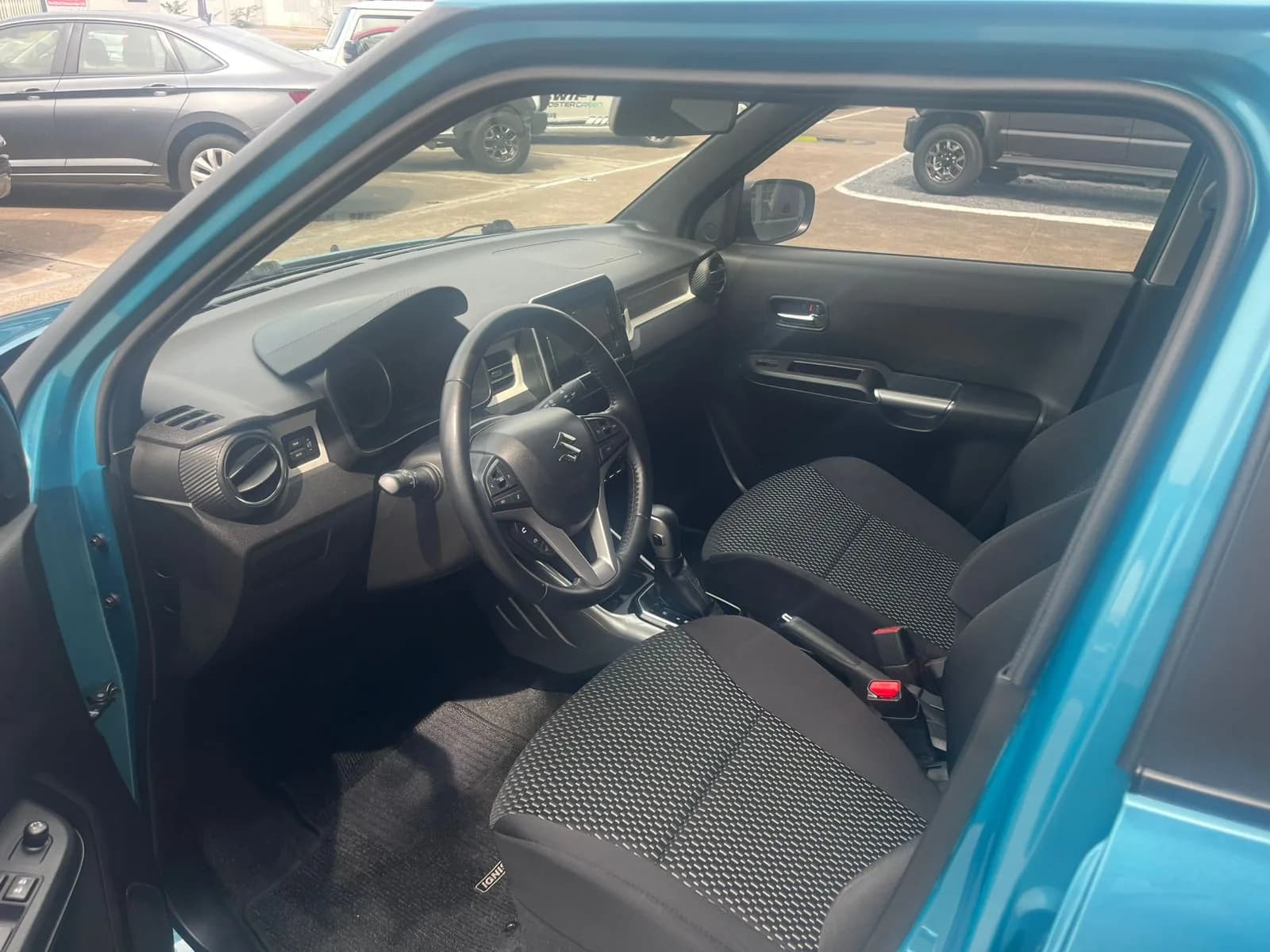 Suzuki SUZUKI IGNIS GLX 2022 - más imágenes