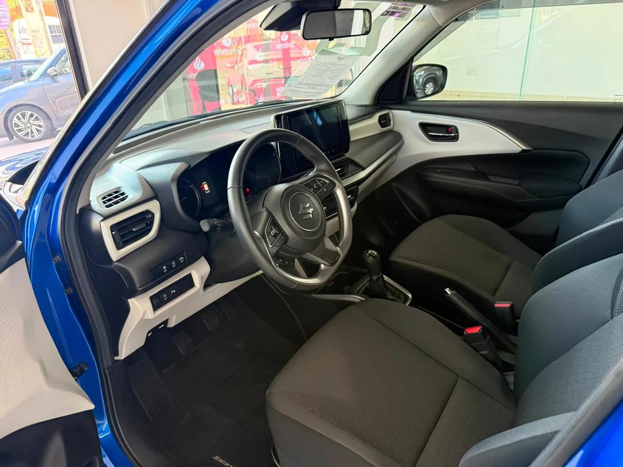 Suzuki SWIFT GLX BOOSTERGREEN 2025 - imagen 4