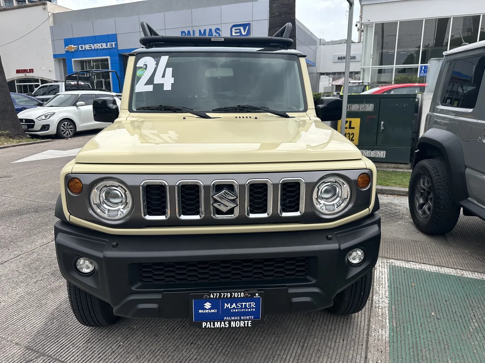 Suzuki SUZUKI JIMNY GLX 1.5L 4CIL 4WD 4PAS 5PTAS 2024 - imagen 2