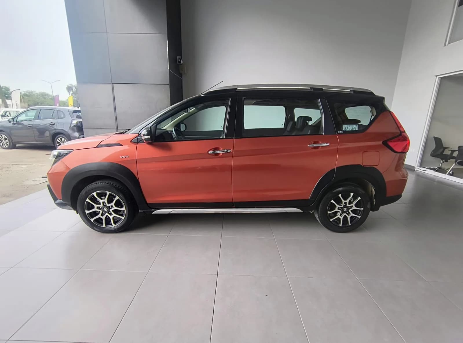Suzuki SUZUKI ERTIGA XL7 2023 - más imágenes