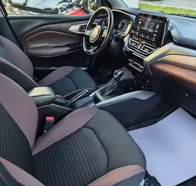 Suzuki SUZUKI FRONX GLX BOOSTERGREEN 2025 - imagen 3