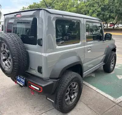 Suzuki SUZUKI JIMNY GLX 1.5L 4CIL 4WD 3 PUERTAS 2024
