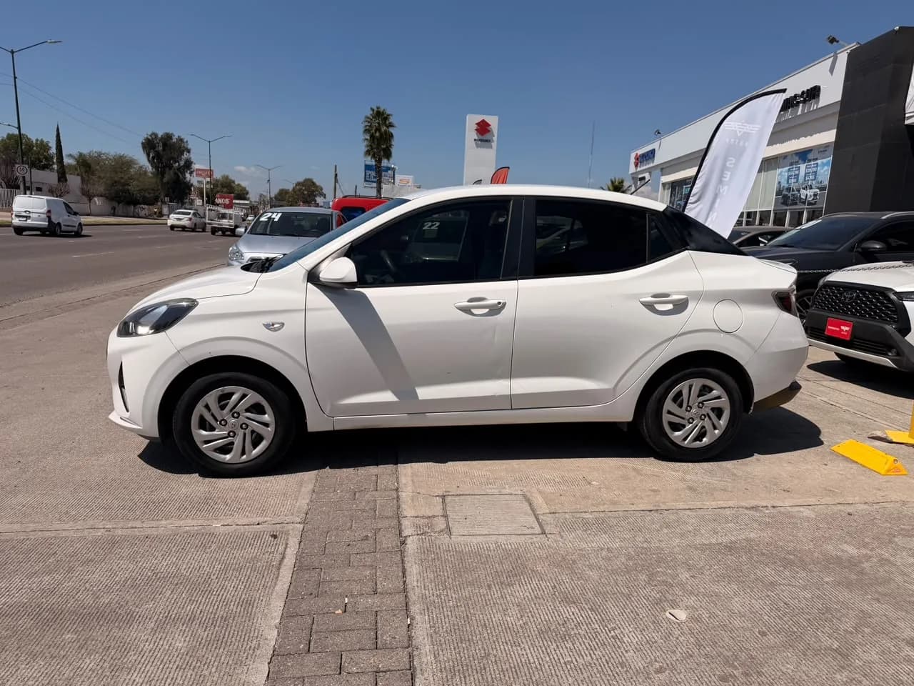 Hyundai HYUNDAI GRAND I10 MID GL SEDÁN 2021 - más imágenes