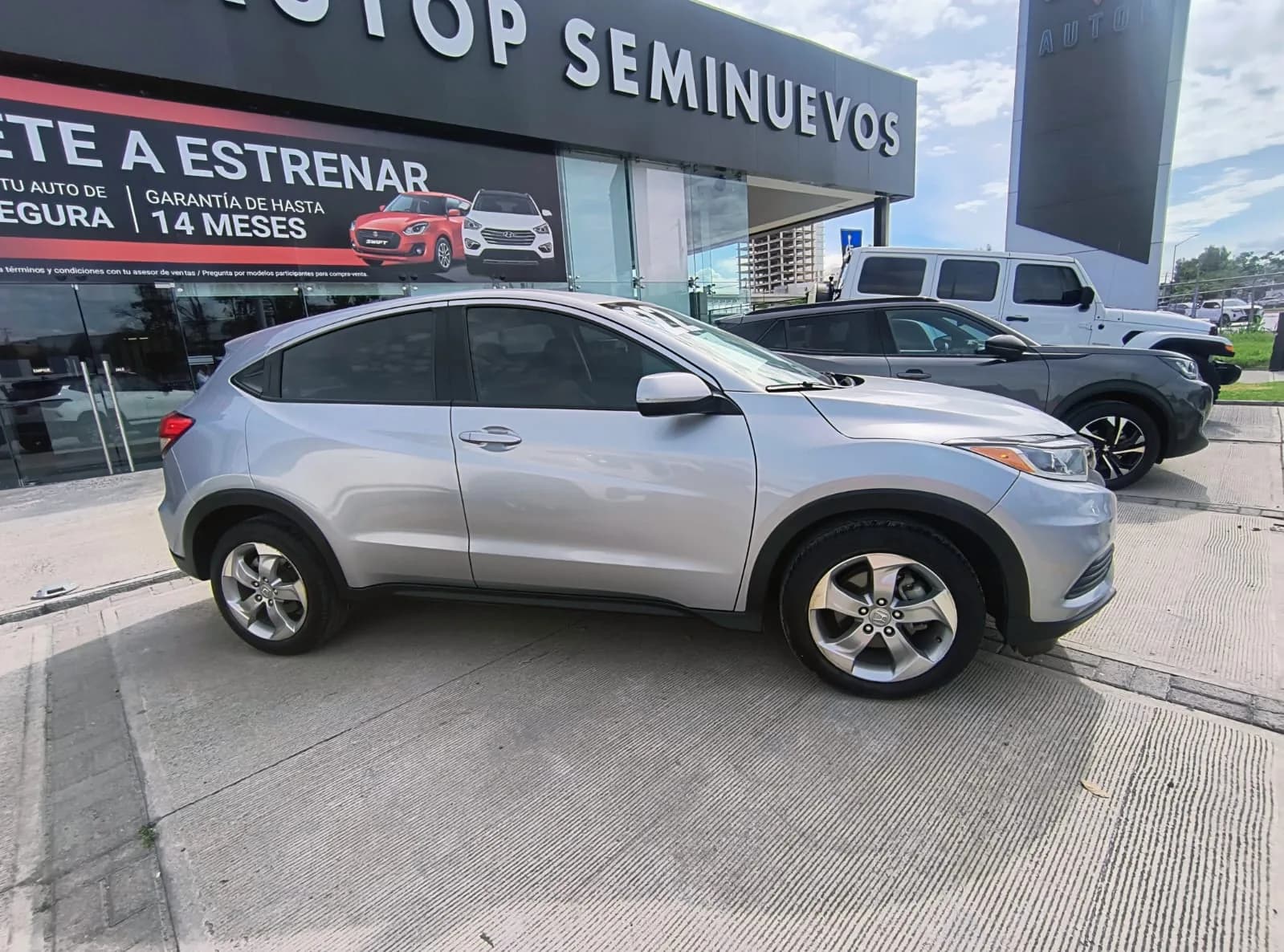 Honda HONDA HR-V UNIQ 2022 - imagen 3