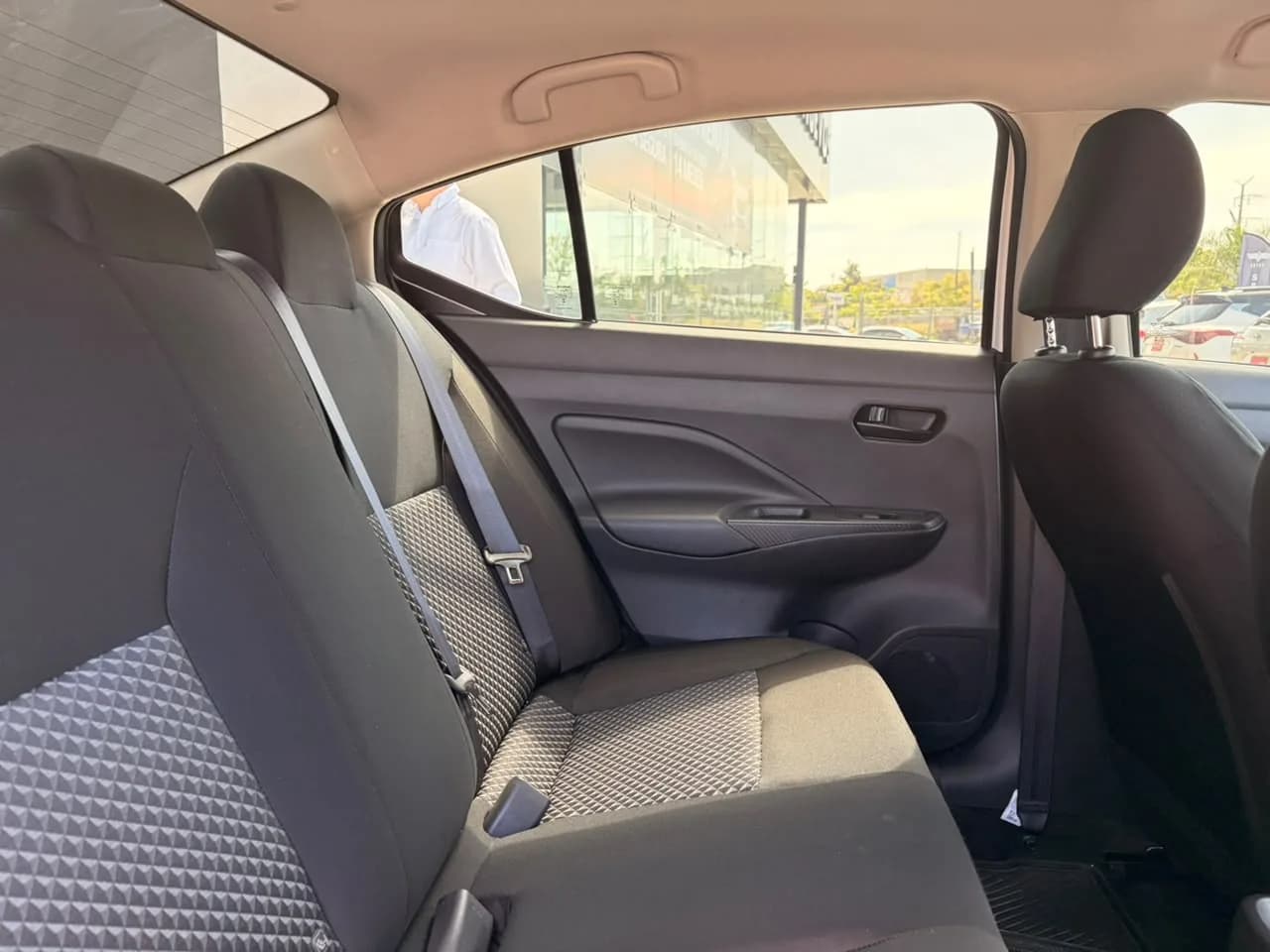 Nissan NISSAN VERSA SENSE 2024 - imagen 3