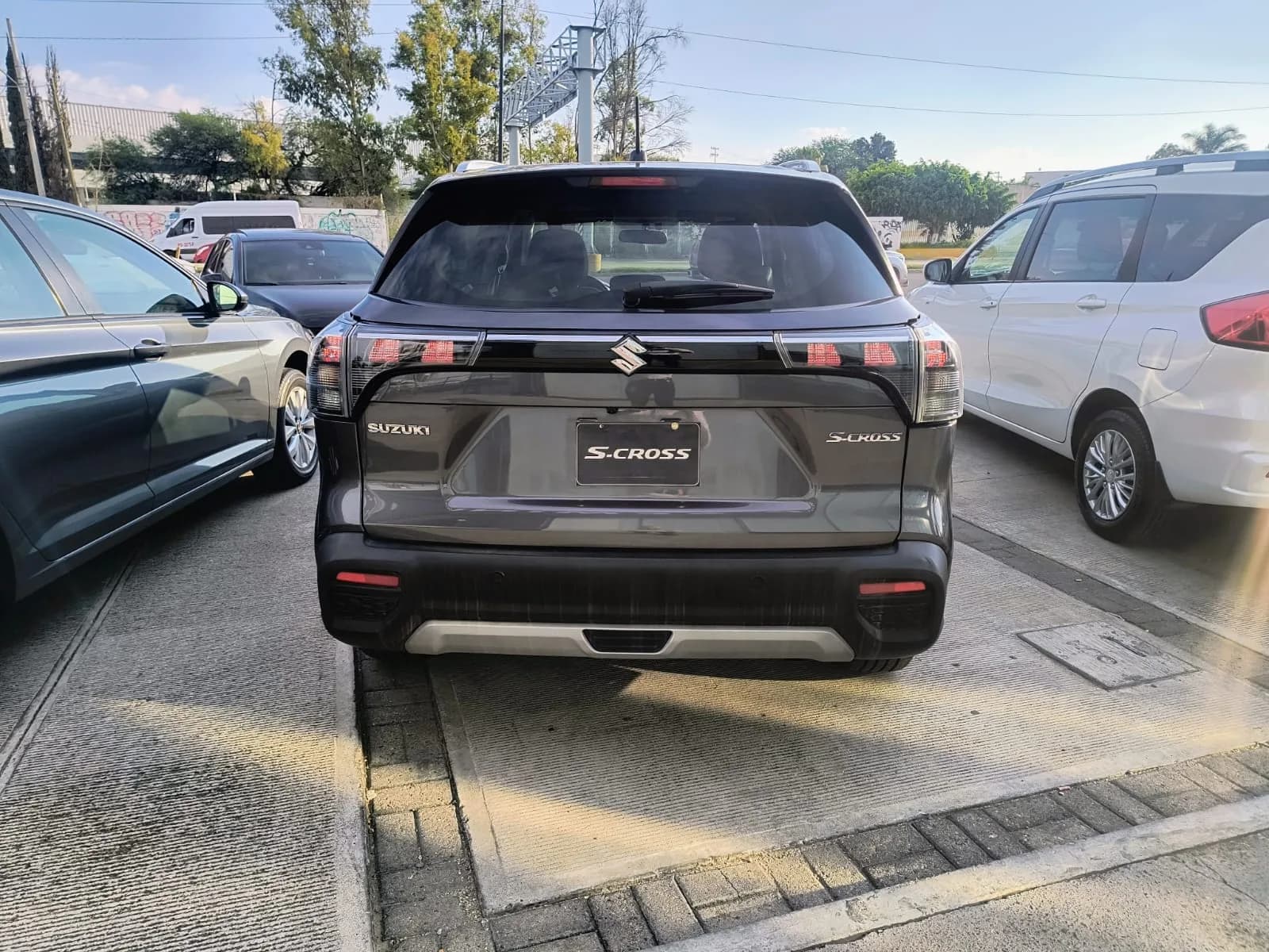 Suzuki SUZUKI S-CROSS GLX BOOSTERJET 2024 - imagen 3