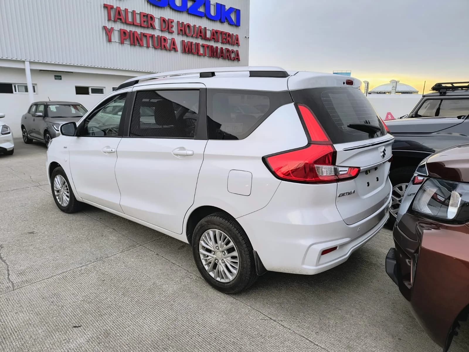 Suzuki SUZUKI ERTIGA GLS 2025 - más imágenes