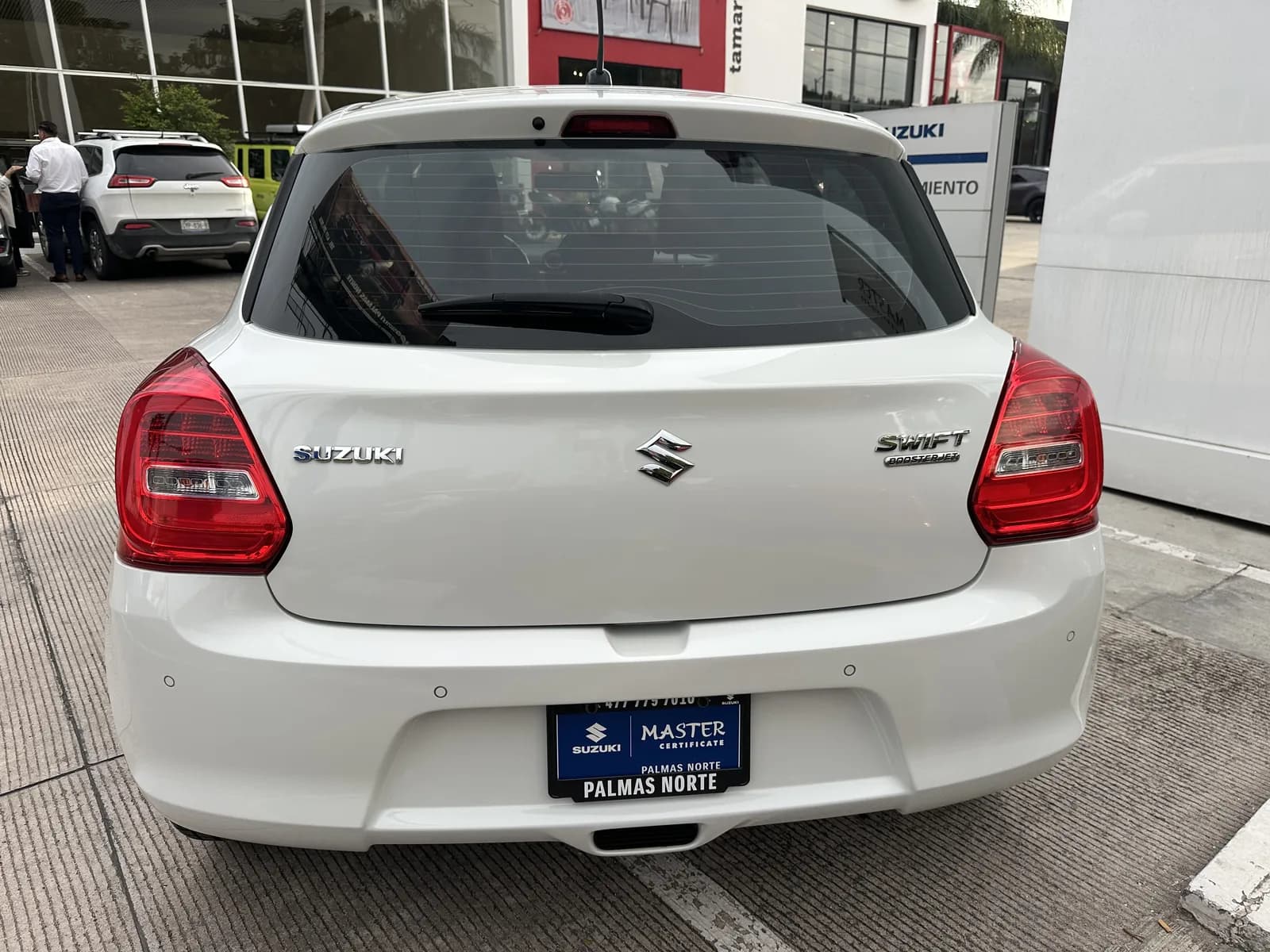 Suzuki SUZUKI SWIFT GLX 1.0L BOOSTERJET 3CIL 2WD 2021 - más imágenes
