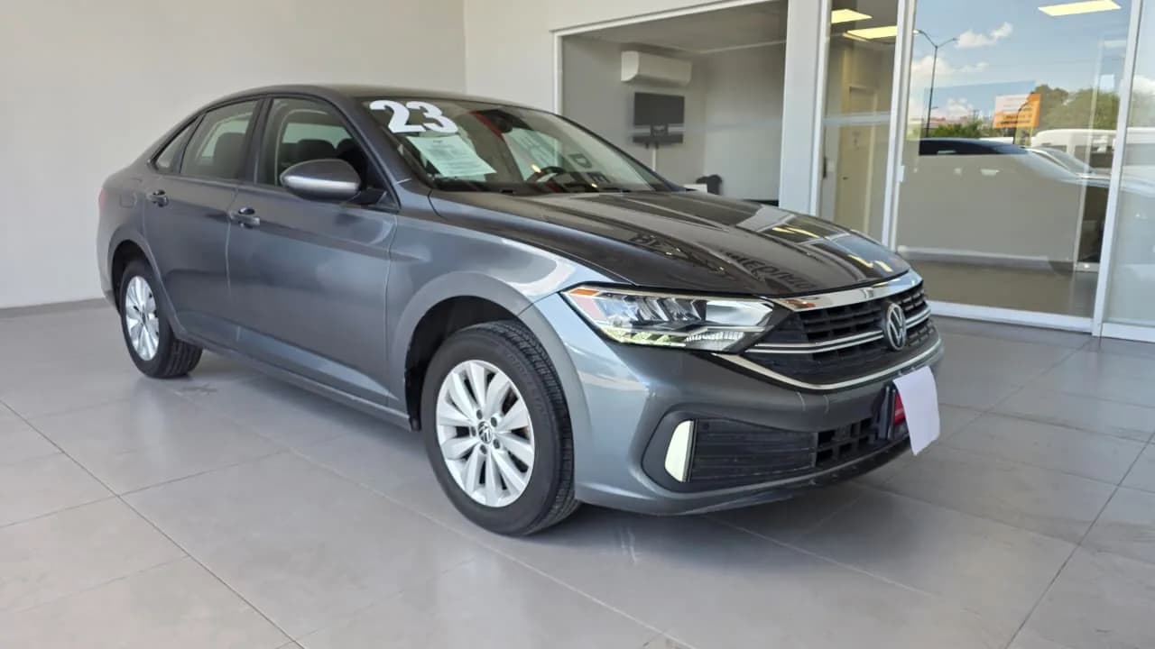 Volkswagen VOLKSWAGEN JETTA COMFORTLINE 2023 - más imágenes