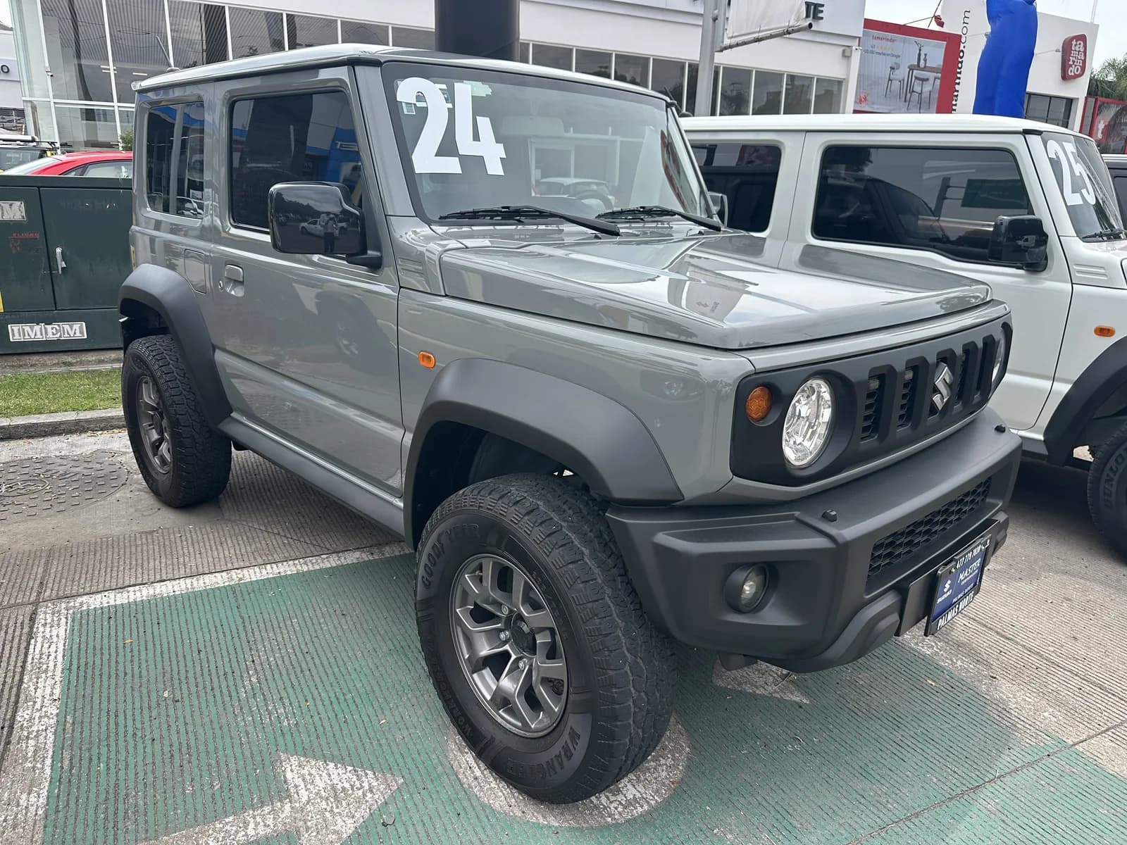 Suzuki SUZUKI JIMNY GLX 1.5L 4CIL 4WD 4PAS 3PTAS 2024