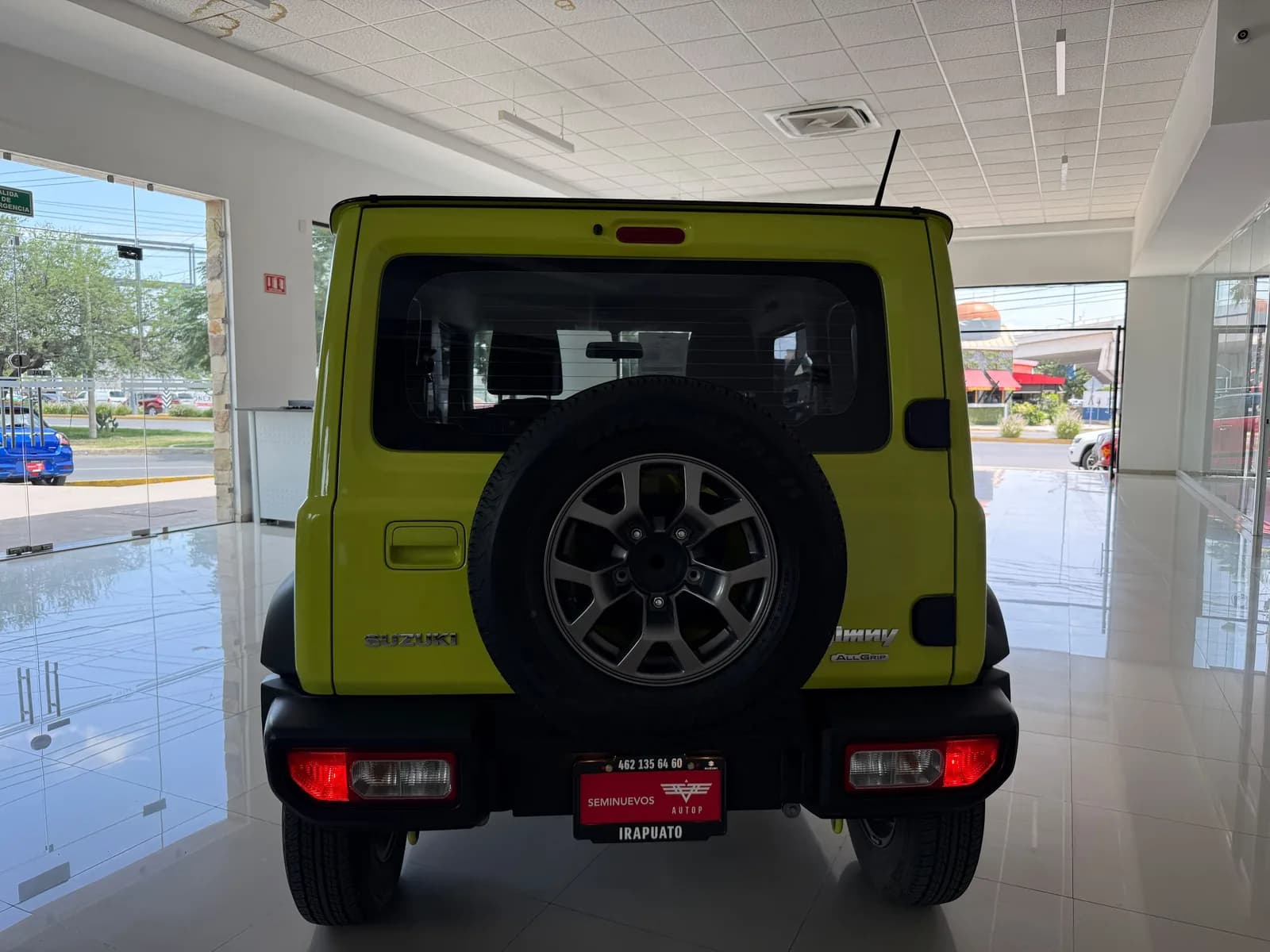 Suzuki JIMNY GLX TA 2023 - imagen 2