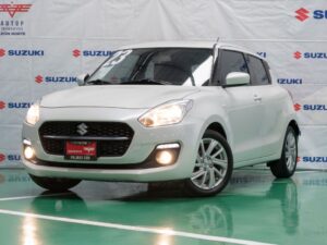 SUZUKI SWIFT GLS TM 2023 BLANCO POP