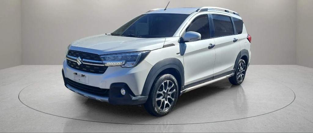 SUZUKI ERTIGA XL7 2022 BLANCO 37,000Km $346,000.00 - Image 2